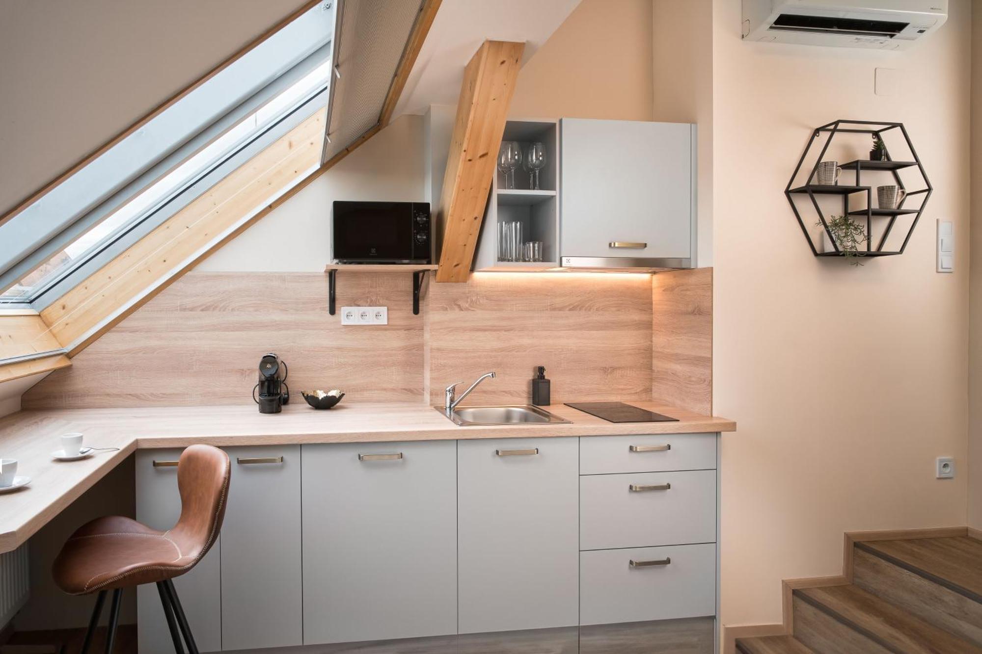 Theatre 9 Apartments By Adrez Prag Eksteriør billede